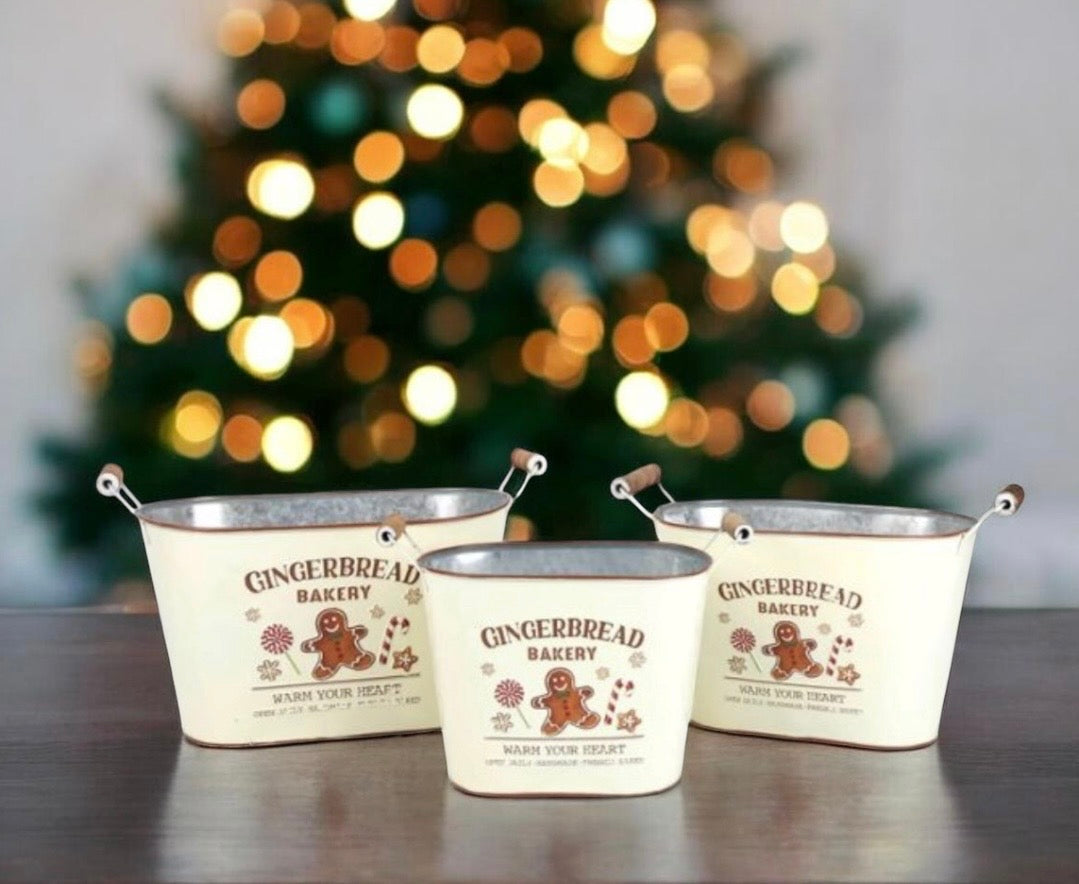 Gingerbread metal tin set