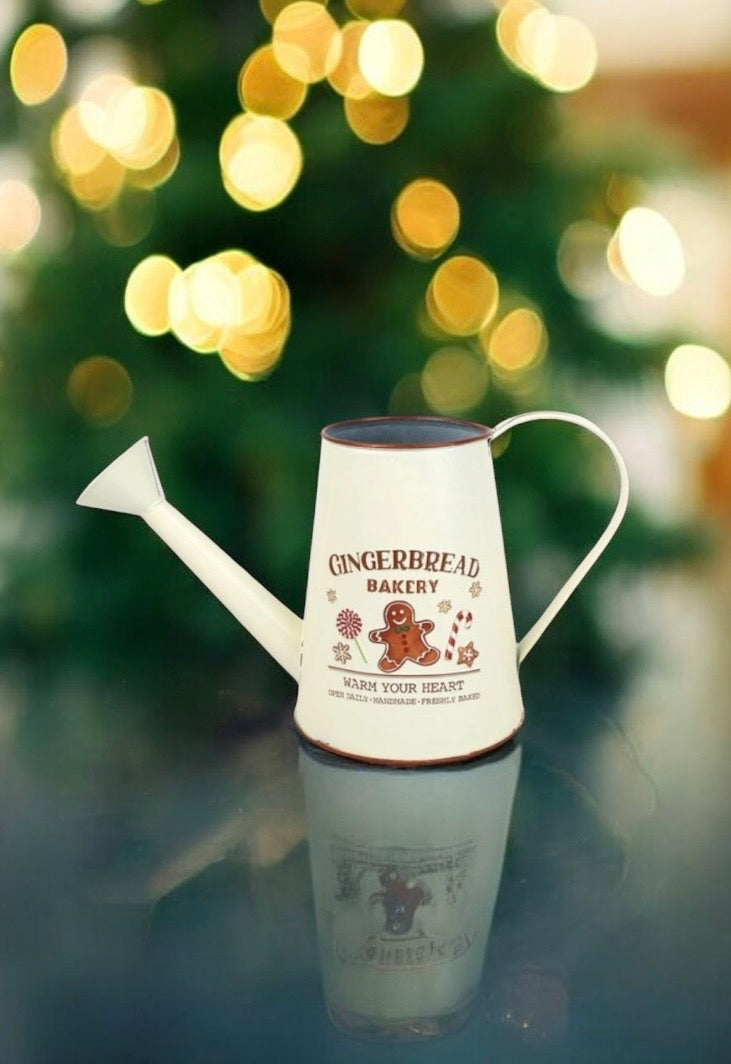 Metal watering can