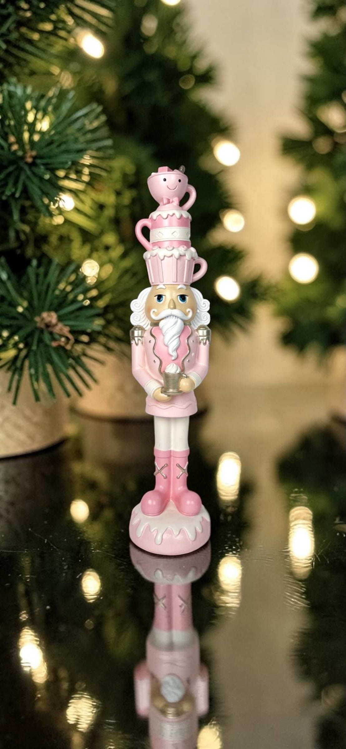 Nutcracker pink pastel
