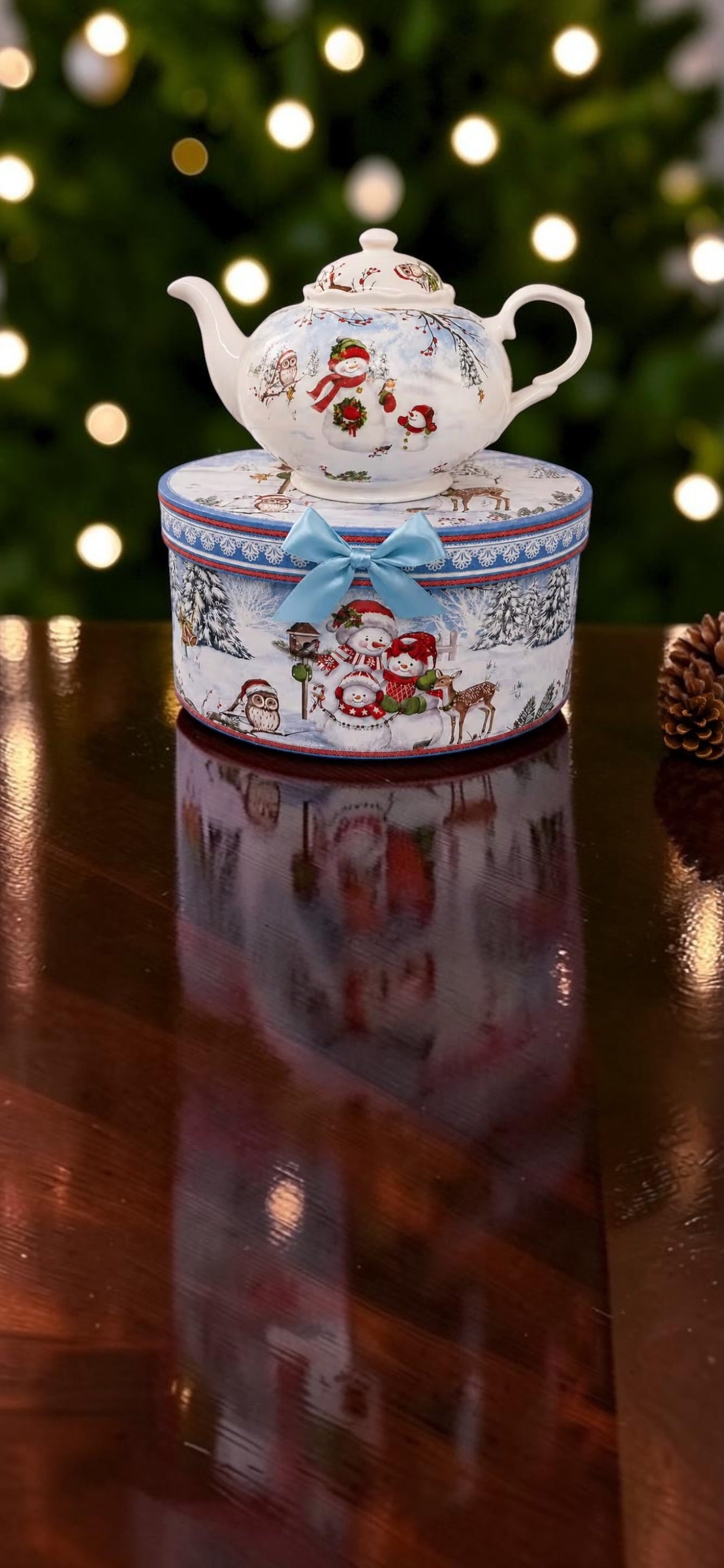 The Snowman Family Holiday Teapot