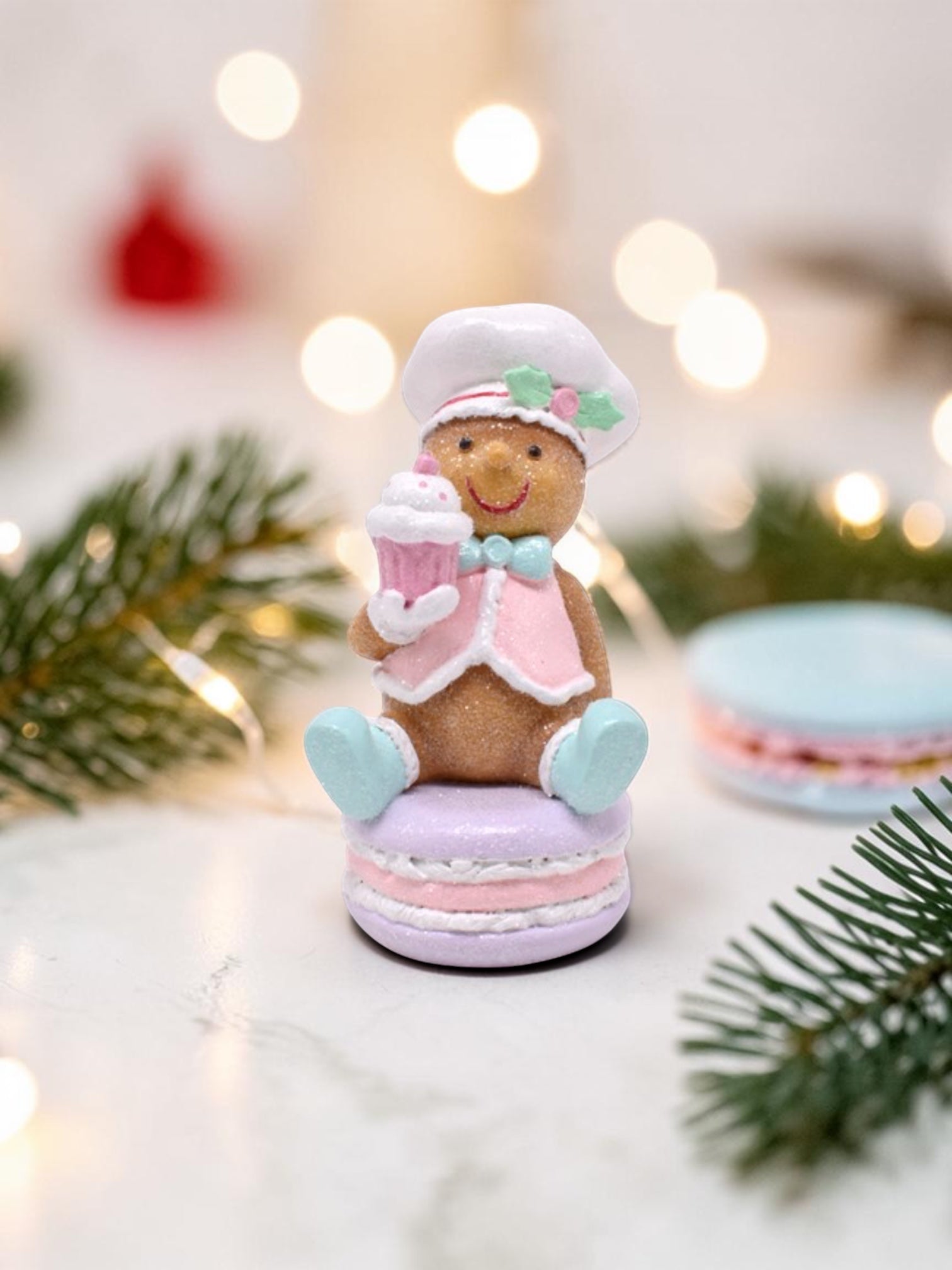 Gingerbread Macaron