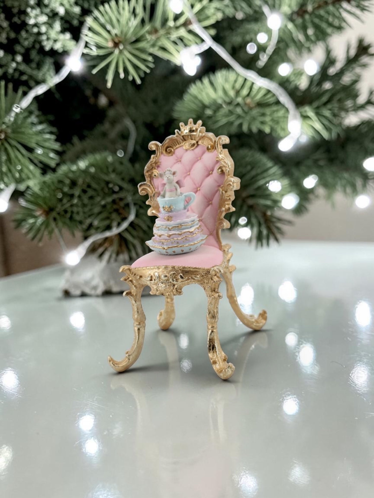 Victorian tea party Mouse