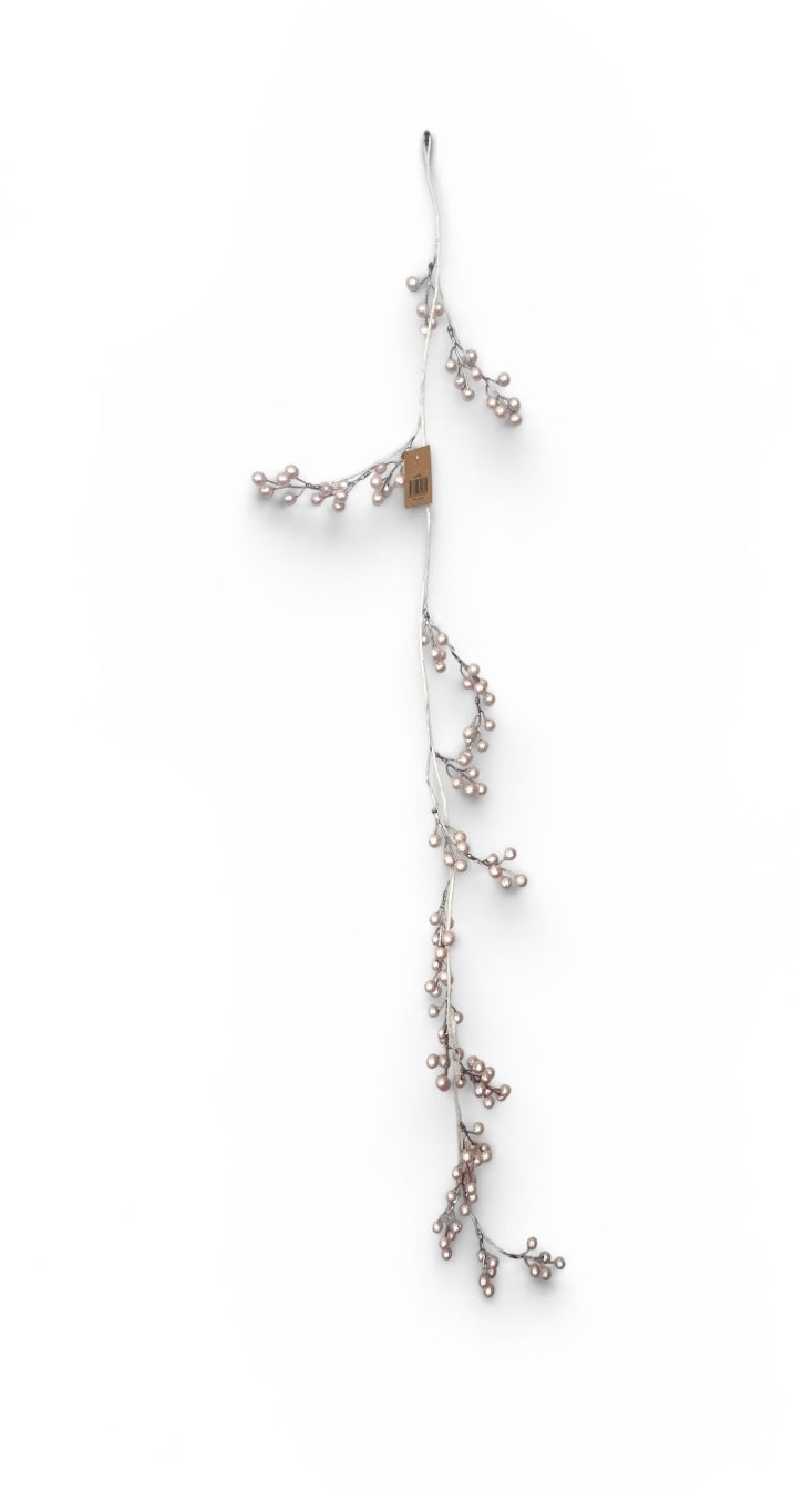 Light pink berry garland