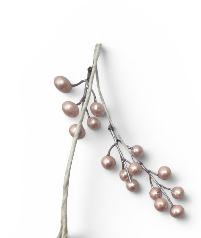 Light pink berry garland